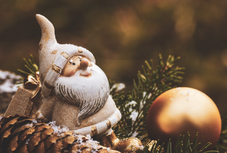 5 Ways to Be Kind to Yourself This Christmas