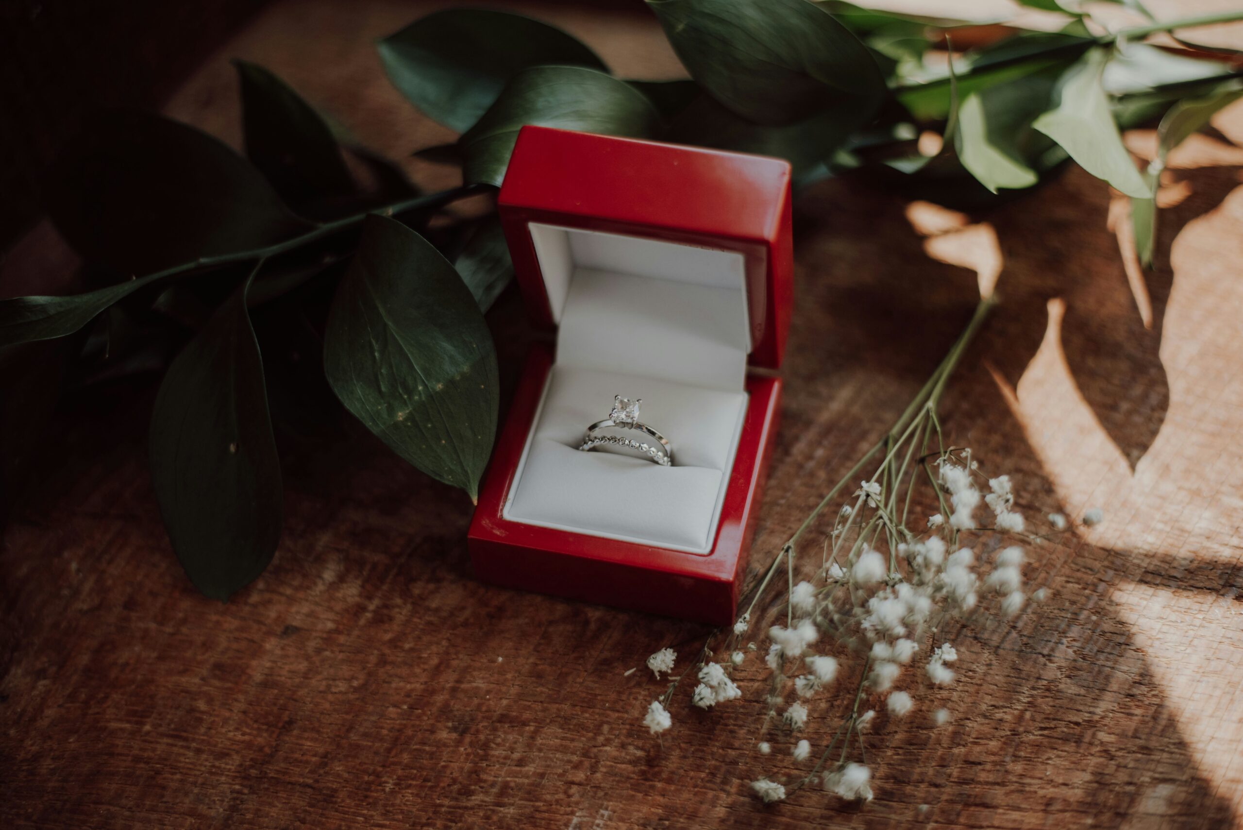 katelyn macmillan X1504kwZTnI unsplash scaled 5 Key Things to Look for in an Engagement Ring